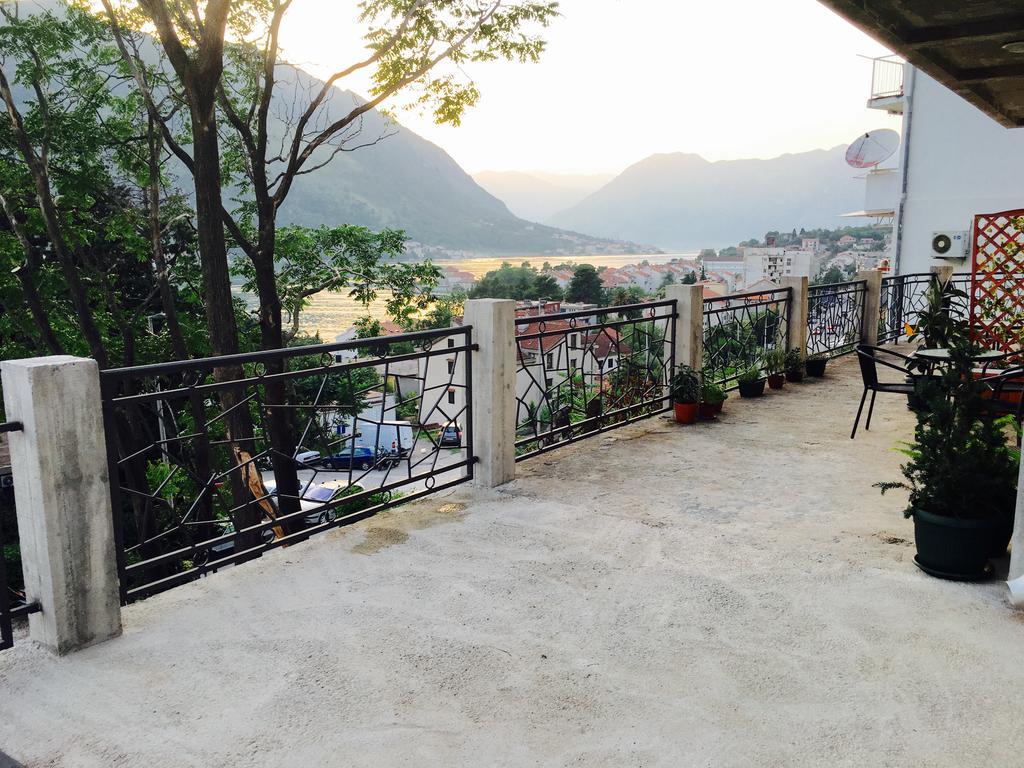 Apartments Parapid Κότορ Εξωτερικό φωτογραφία